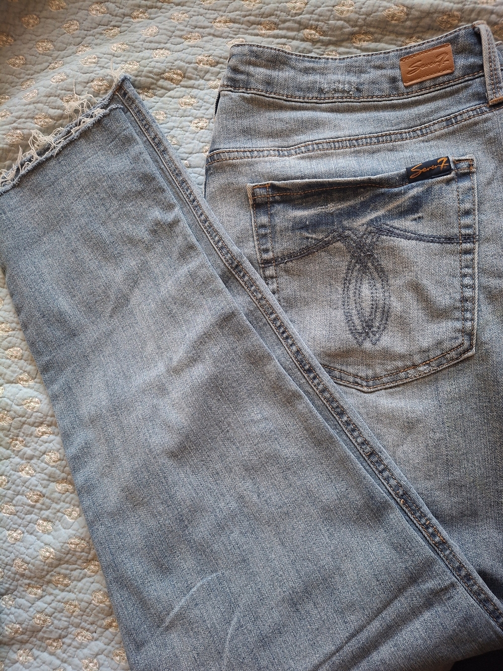 Seven7 Light Blue Weekend Easy Fit Boyfriens Jeans with Subtle Pocket Embroidery